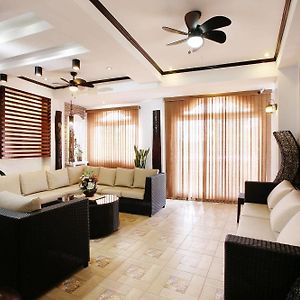 Coron Bancuang Mansion
